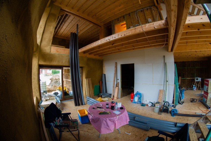 Een 180° beeld van de benedenverdieping. Zoals jullie zien is er best nog wel wat werk voordat we aan de verhuis toe zijn...